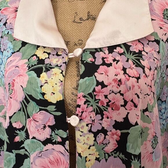 Vintage Victoria's Secret Gold Label Dressing Gown Button Pink Floral Size M/L - Picture 2 of 4